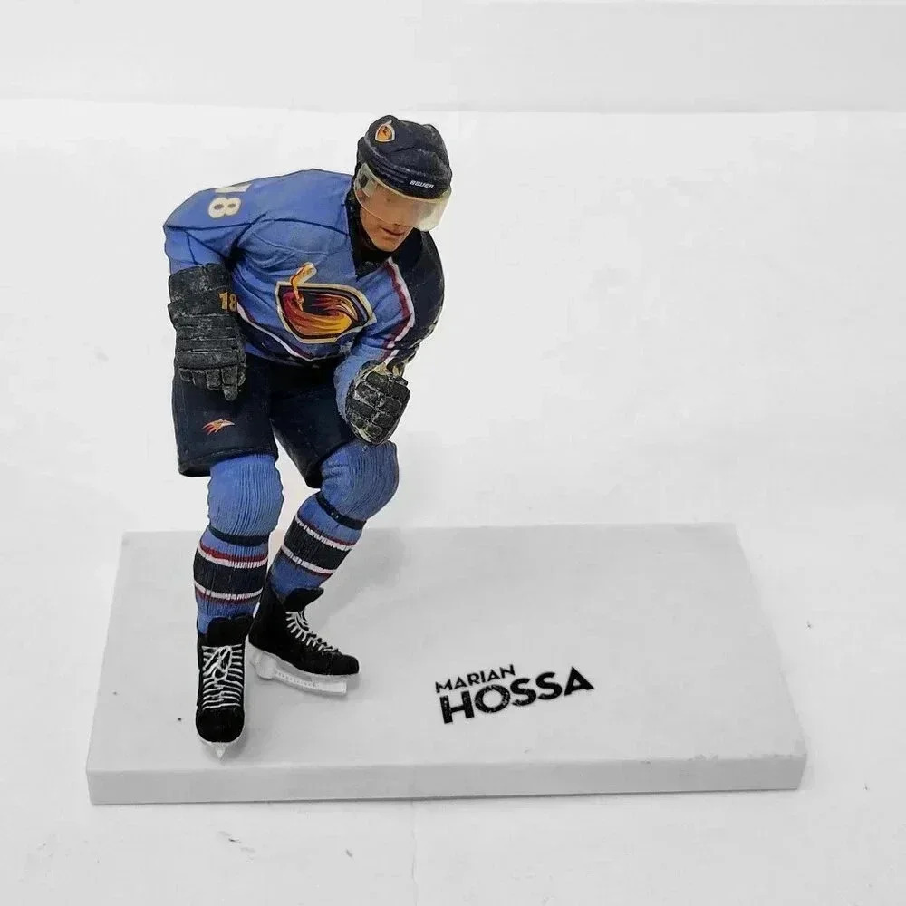 Marian Hossa Atlanta Thrashers Hockey NHL Figurine McFarlane Series 14 2007